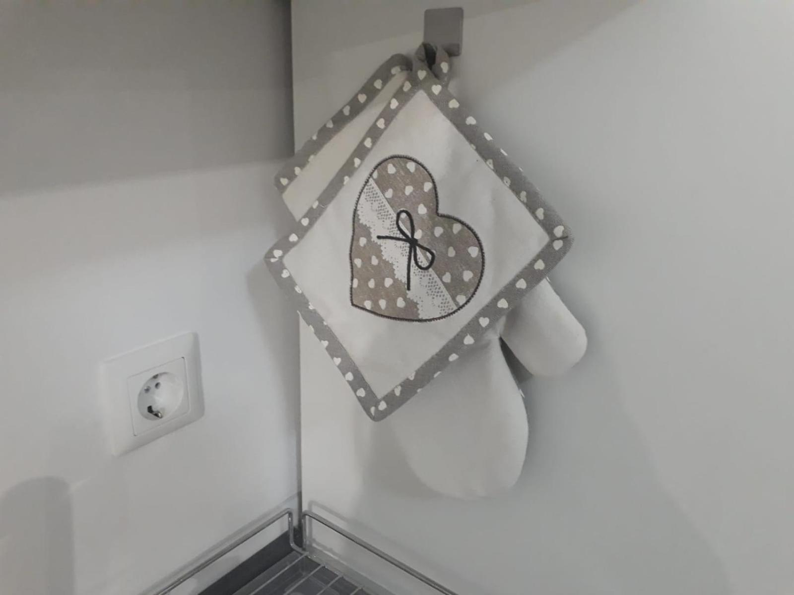Apartman Kristina - Self Check In & Check Out Otočac Εξωτερικό φωτογραφία