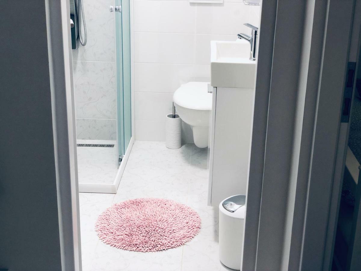 Apartman Kristina - Self Check In & Check Out Otočac Εξωτερικό φωτογραφία
